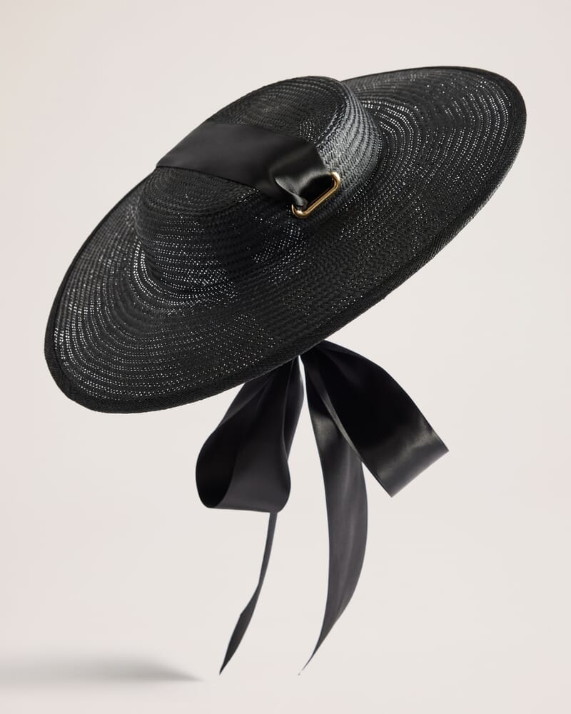Annie Hat in BLACK