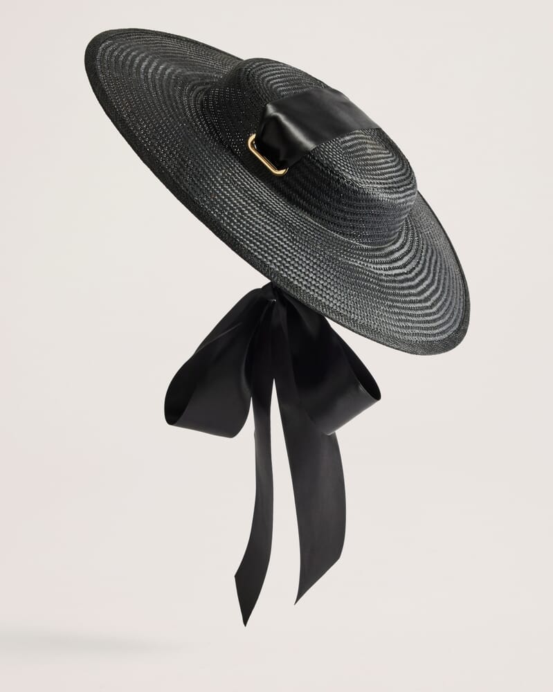 Annie Hat in BLACK