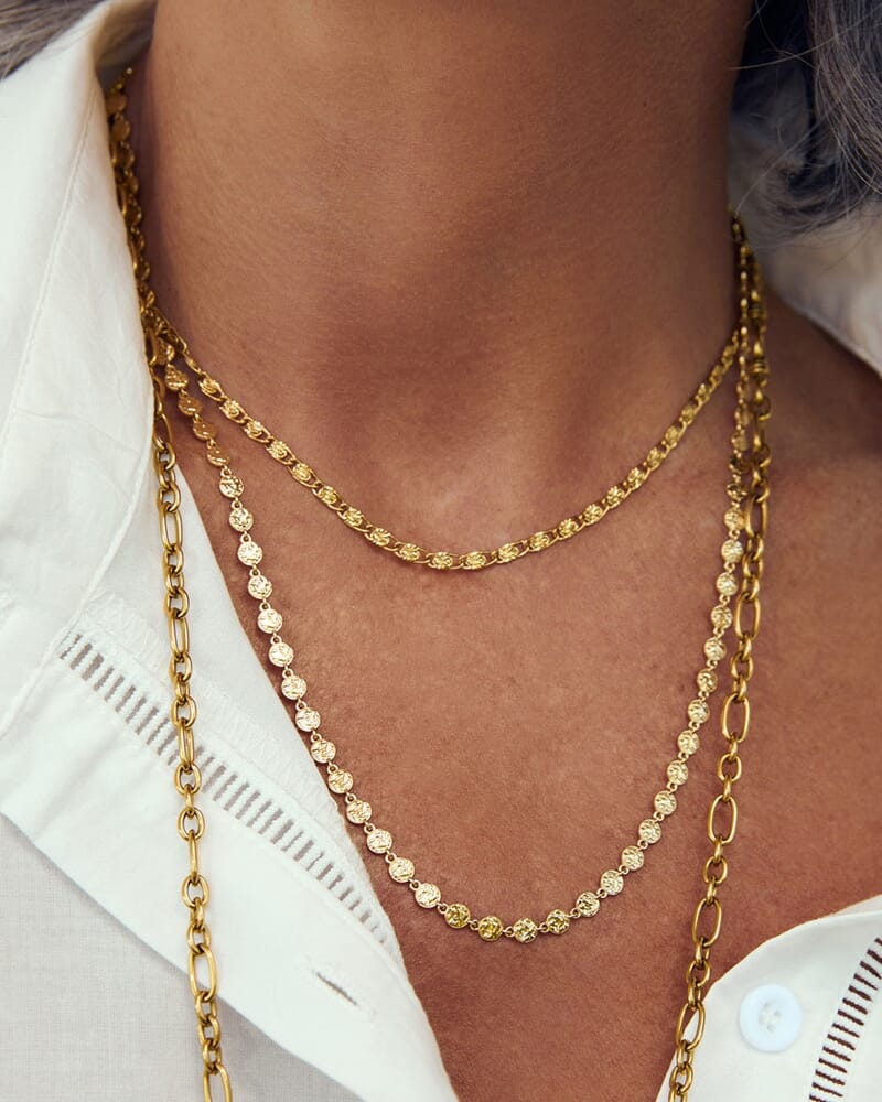 Arms Of Eve Atlas Necklace in GOLD