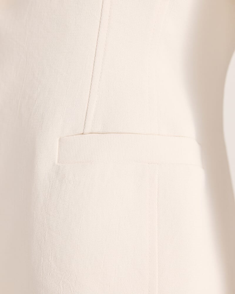 Dharma Fitted Jacket in MILK