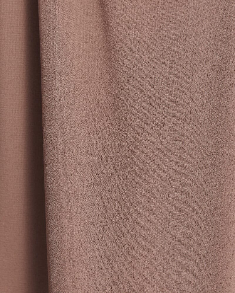 Willa Long Sleeve Tuck Detail Top in CHOCOLATE
