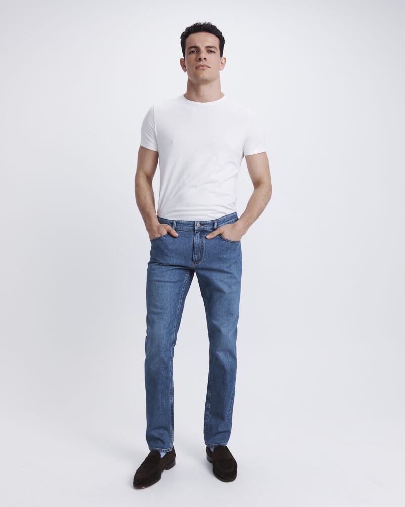 Fitzroy Slim Jean in MID WASH