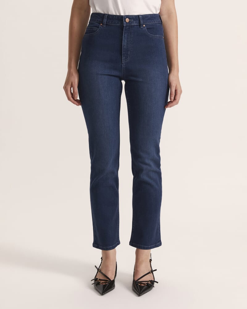 Anna Straight Leg Jean in INDIGO
