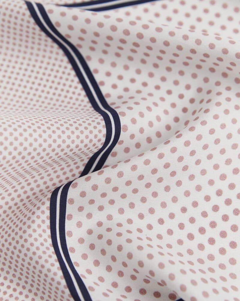 Spot Silk Pocket Square in PINK/WHITE