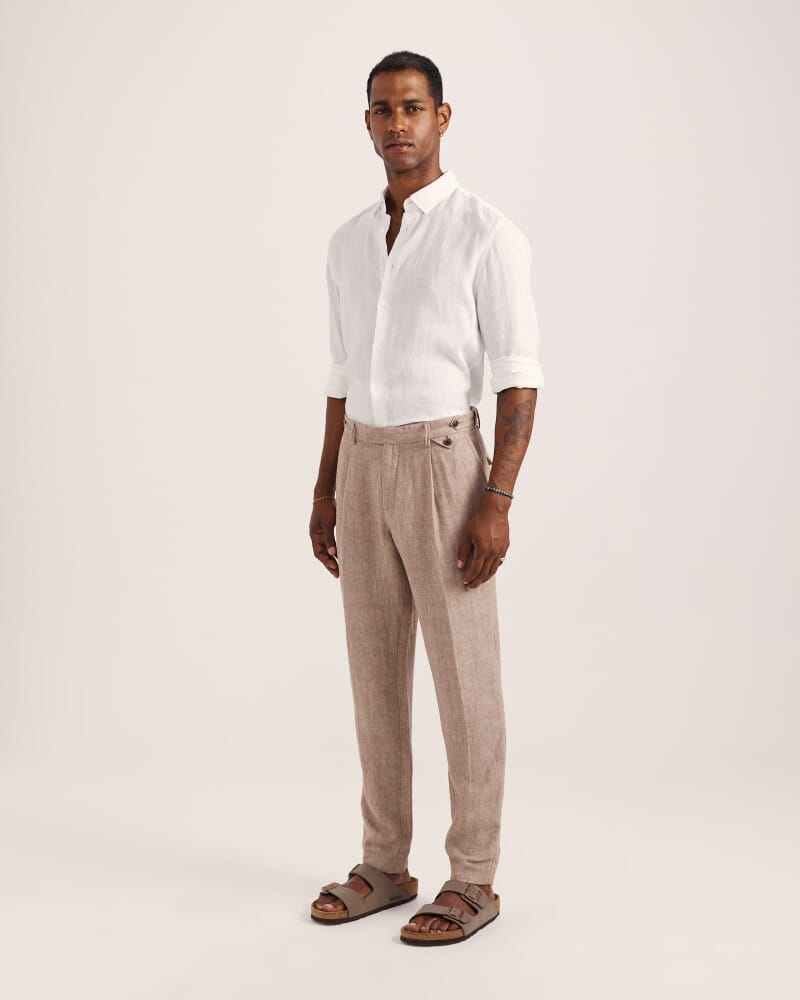 Wade Pleat Front Linen Pant in ALMOND
