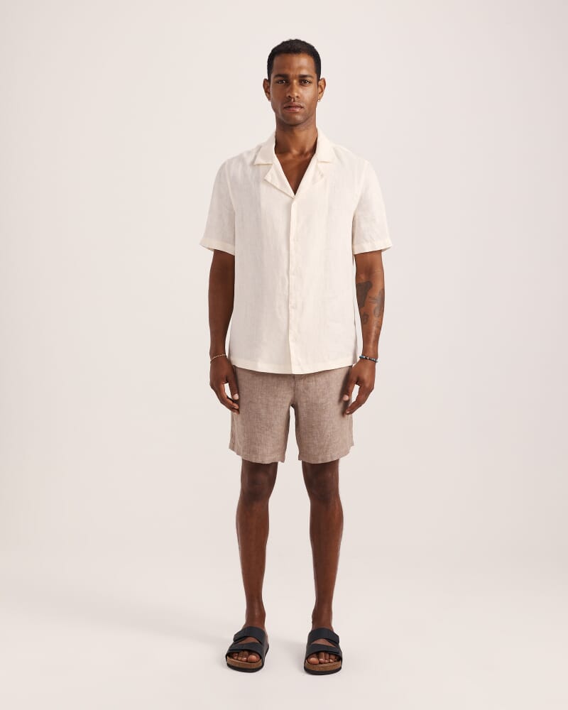 Luca Linen Short in ALMOND