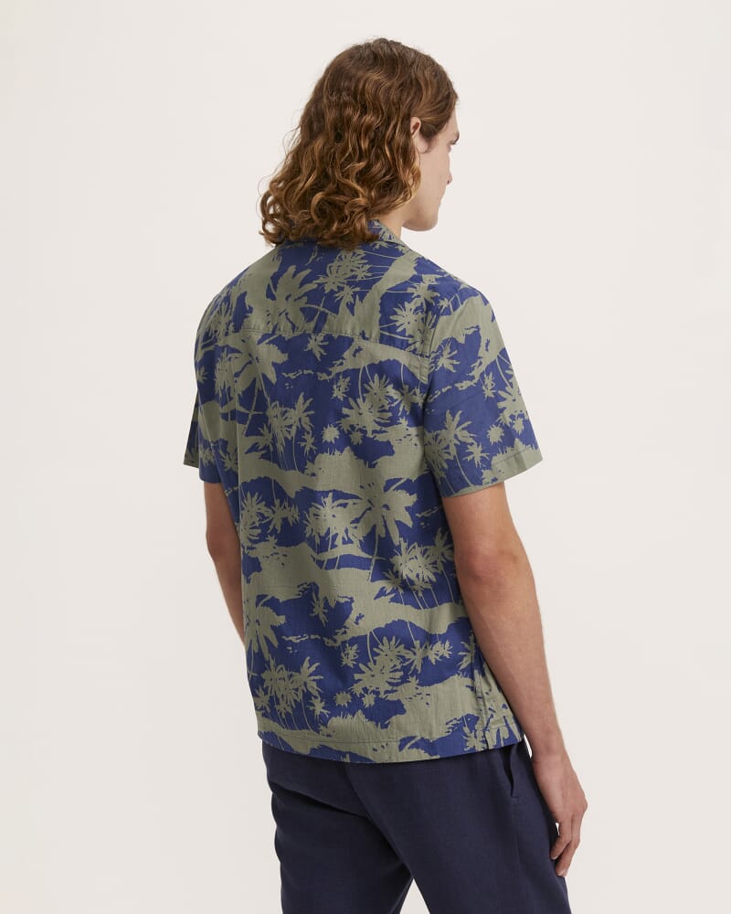 Tennant Short Sleeve Resort Print Shirt in MID NAVY/TEAL