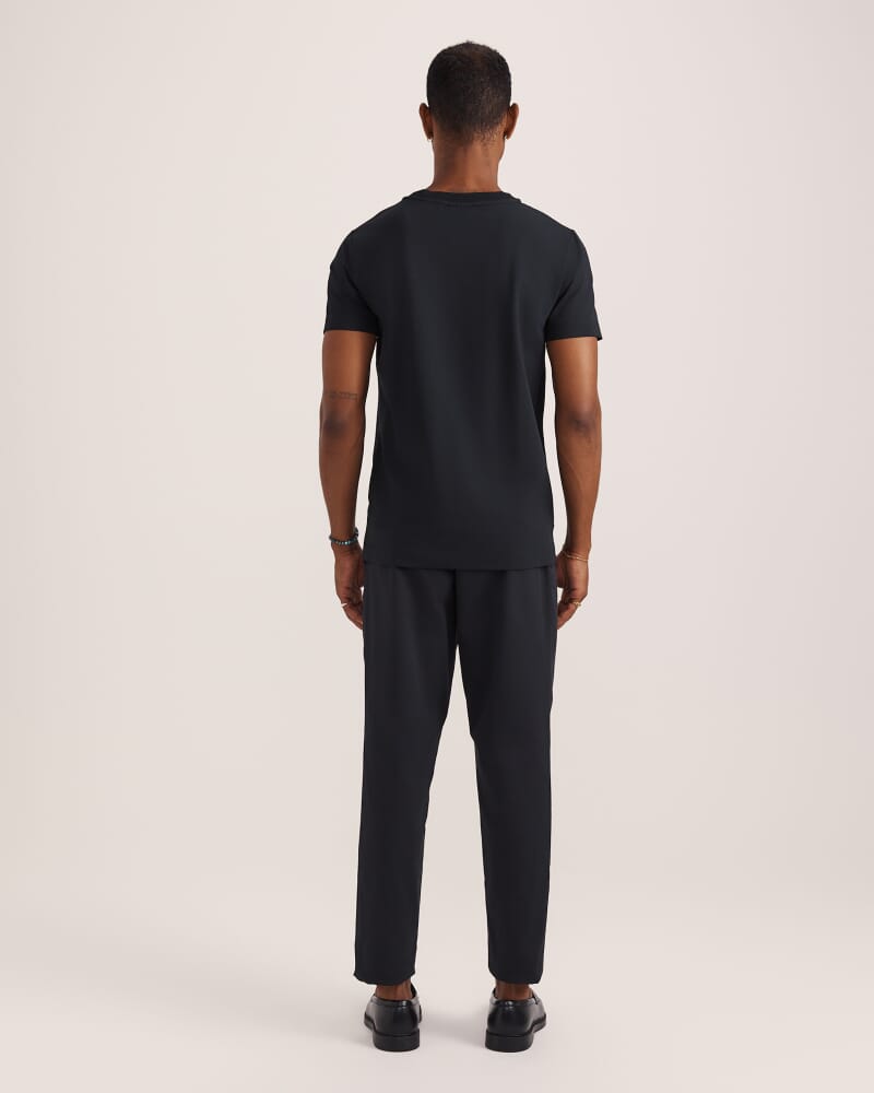 Oscar Stretch Tee in BLACK