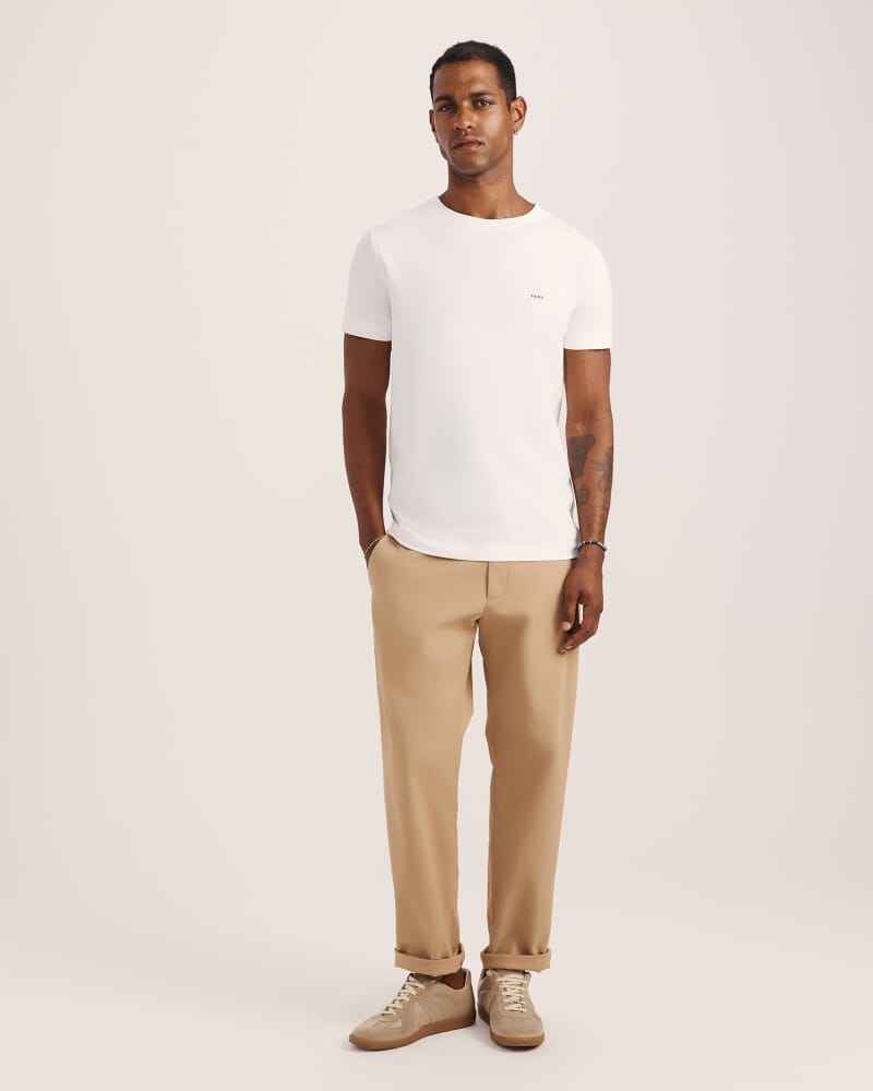 Oscar Stretch Tee in WHITE