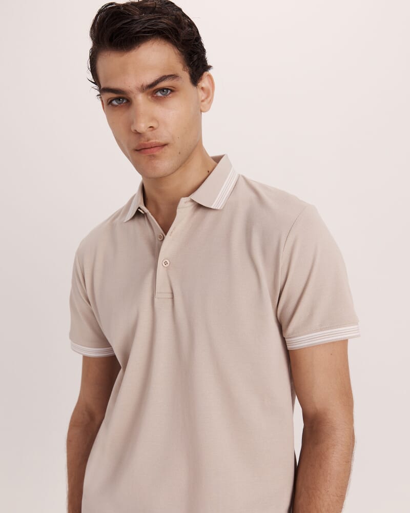 Andy Tipped Cotton Polo in DUNE