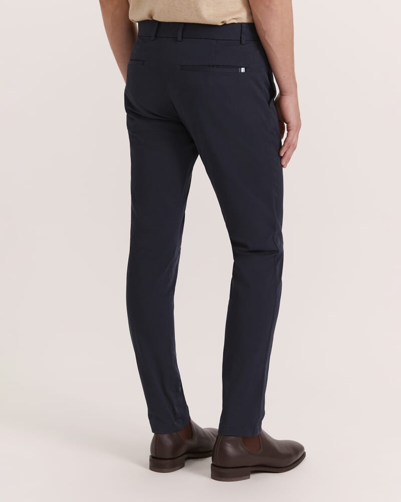 Mills Stretch Chino in NAVY