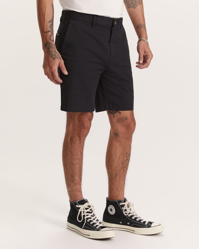 Mills Stretch Short in BLACK