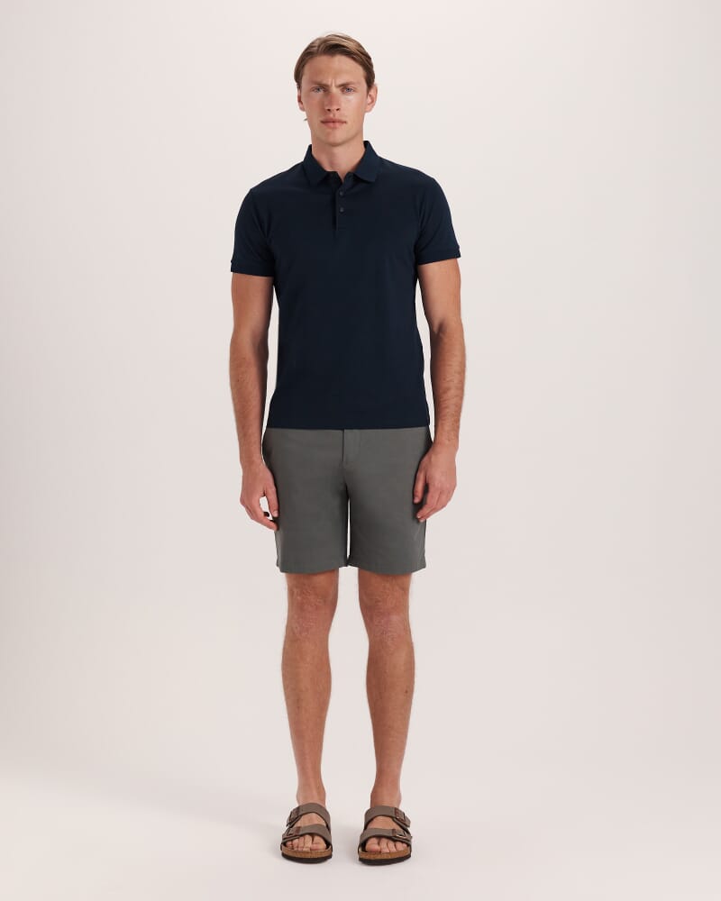 Mills Stretch Short in DARK GREEN