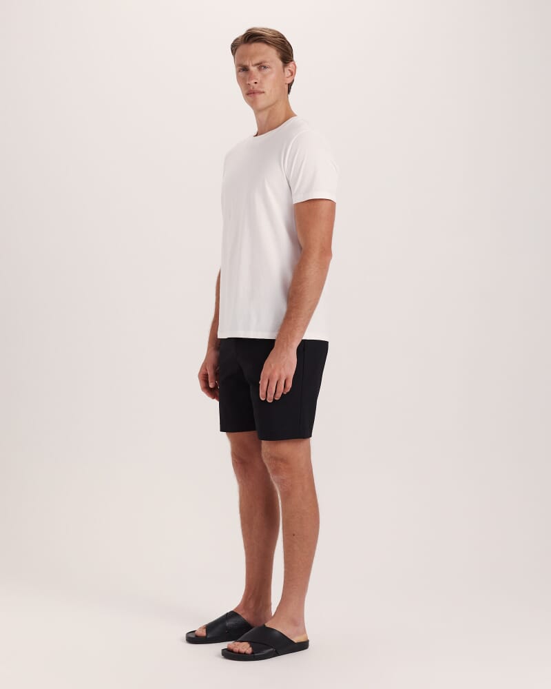 Judd Regular Short in BLACK