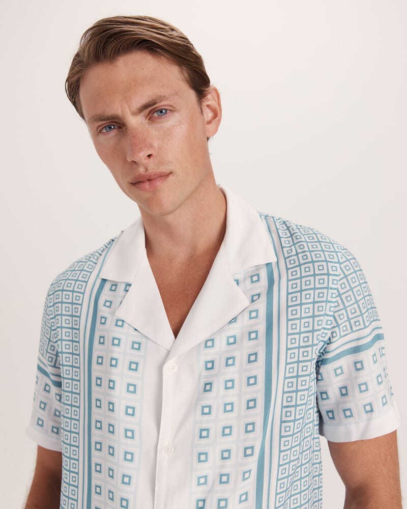 Hercules Short Sleeve Resort Print Shirt in SEA BLUE