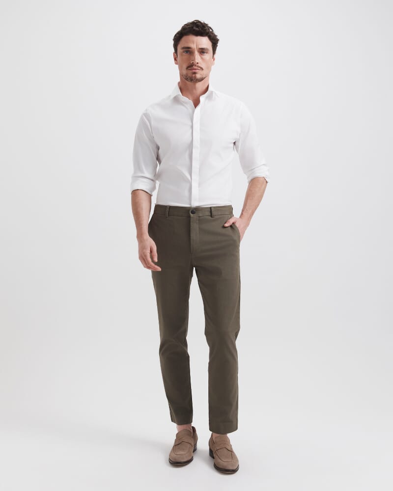 Chris Textured Regular Chino in OLIVE