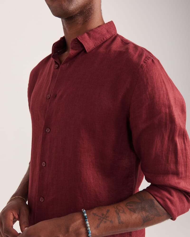 Anderson Long Sleeve Classic Linen Shirt in SANGRIA