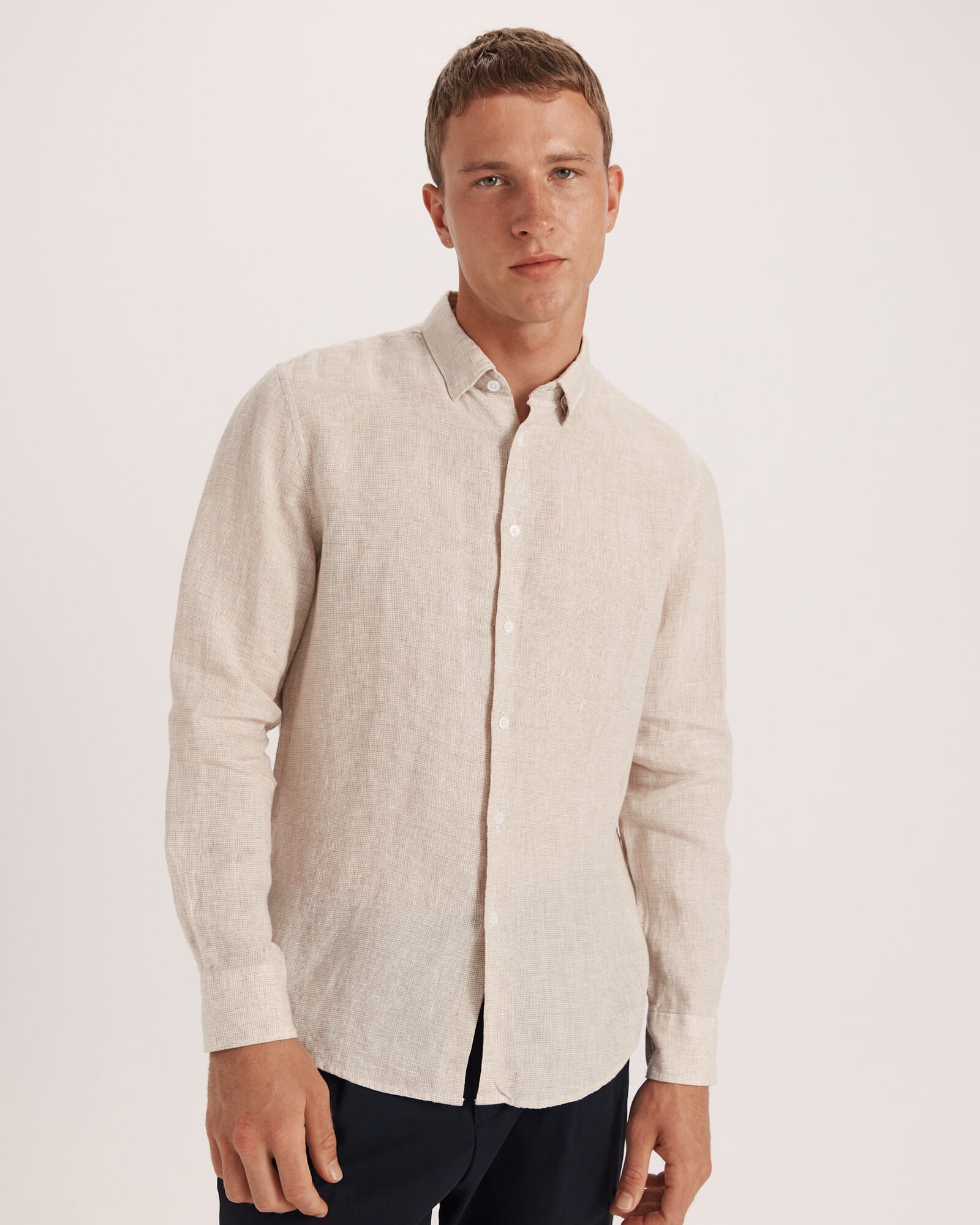 Anderson Classic Yarn Dyed Linen Shirt