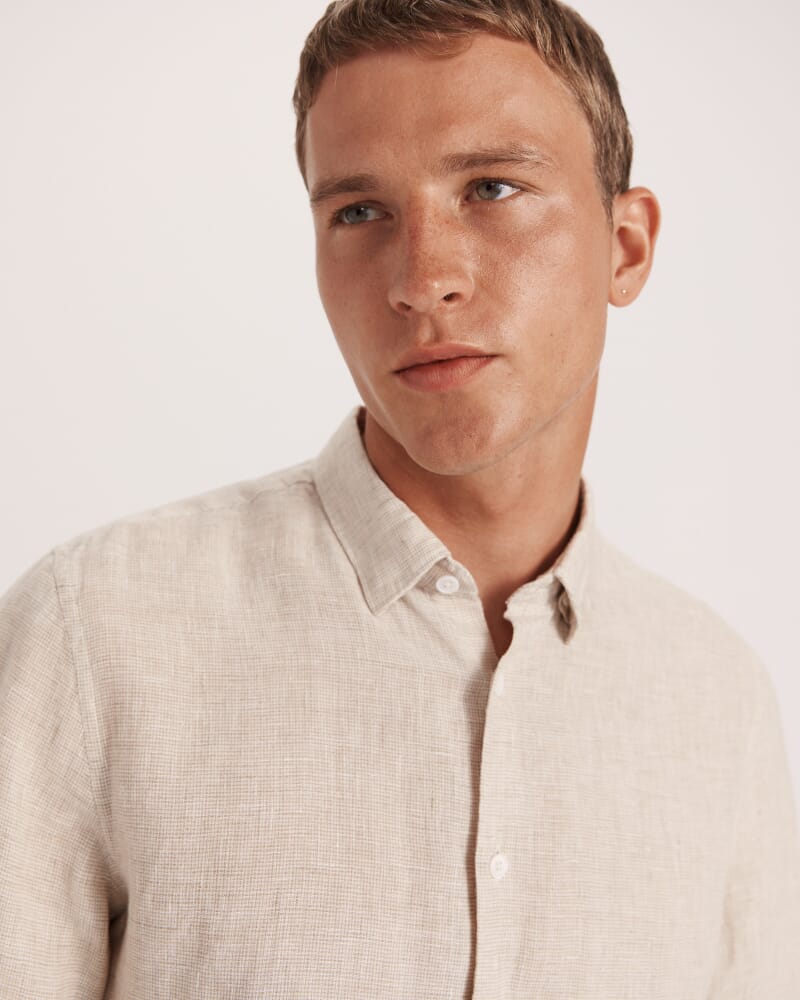 Anderson Classic Yarn Dyed Linen Shirt in SANDSTORM