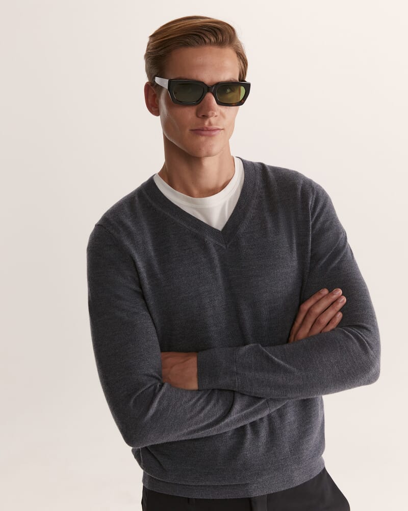 Franklin Merino Wool V Neck Knit in CHARCOAL