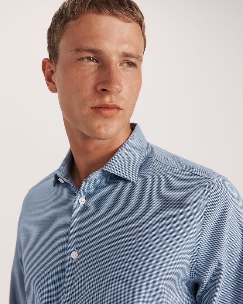 Nixon Long Sleeve Slim Easy Care Shirt in NAVY