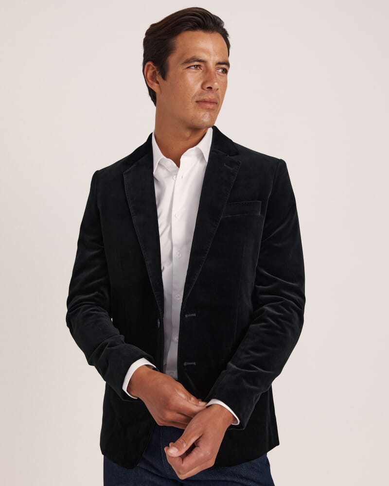 Roman Velvet Blazer in BLACK