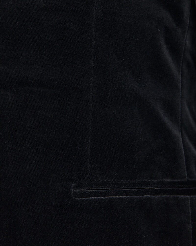 Roman Velvet Blazer in BLACK