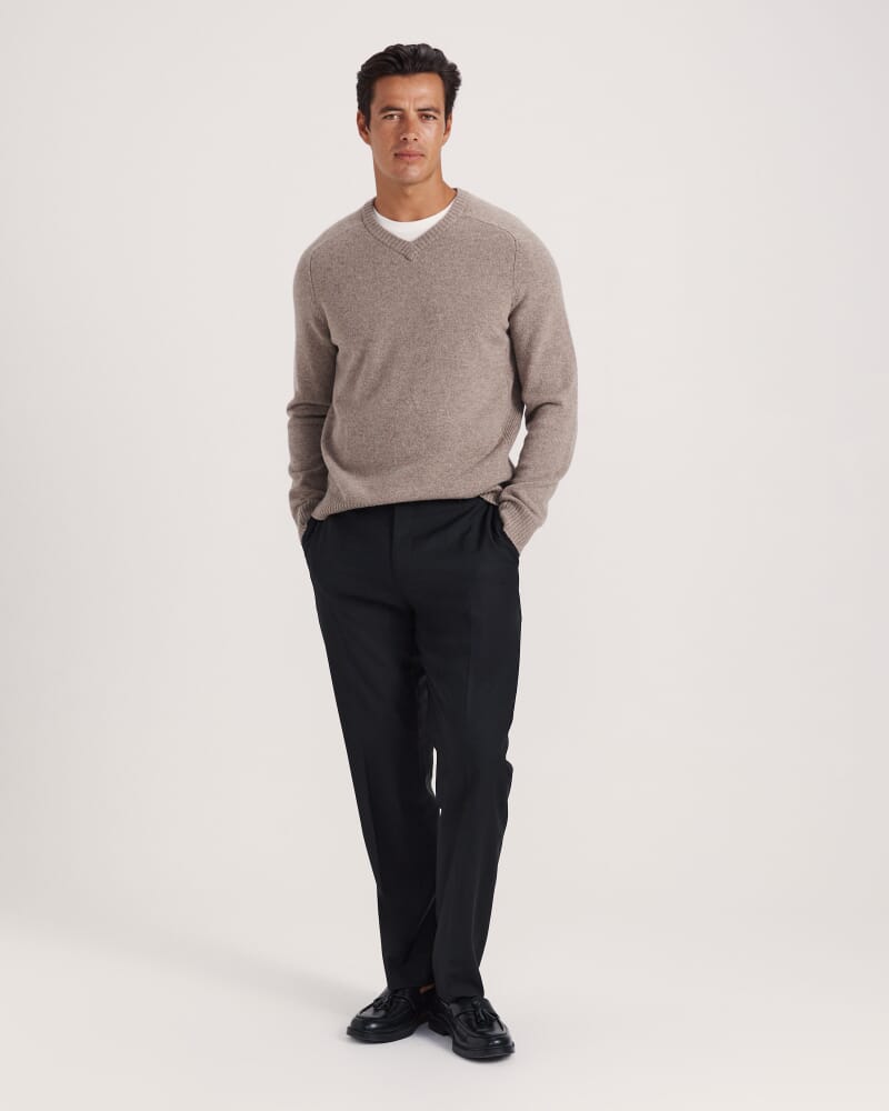 Solo Wool V Neck Knit in MUSHROOM
