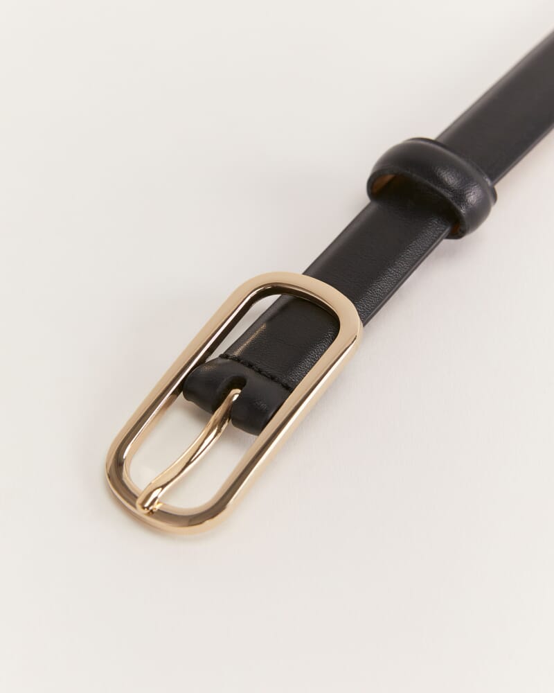 Essential Leather Belt in BLACK