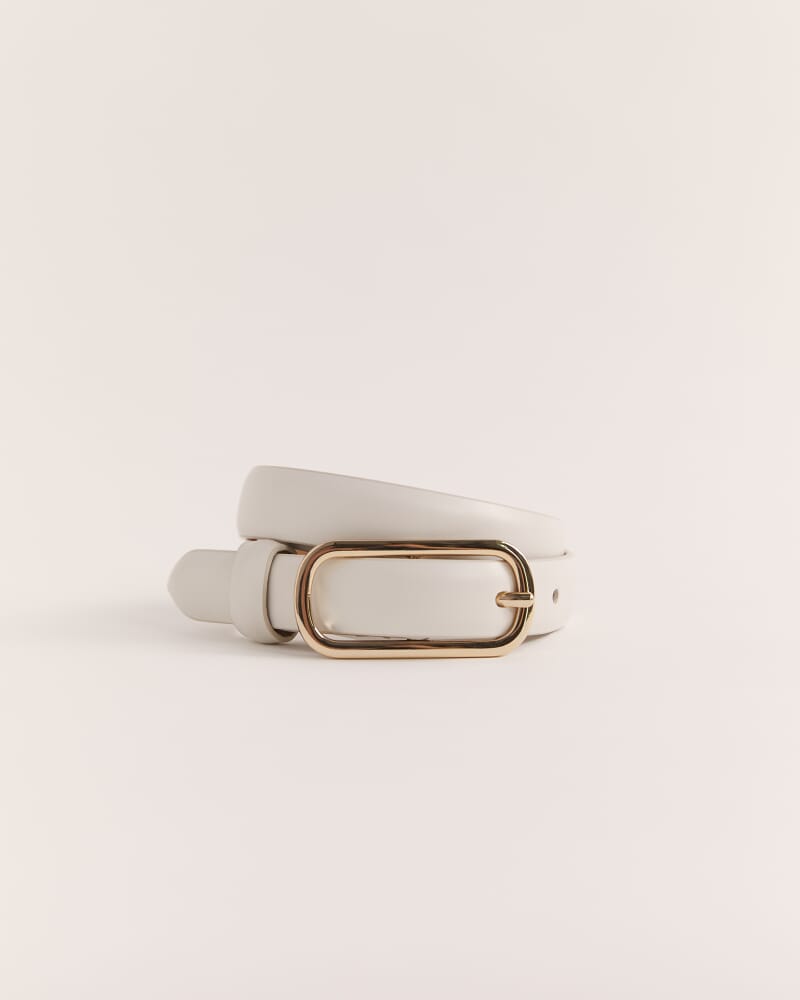Essential Leather Belt in CREAM
