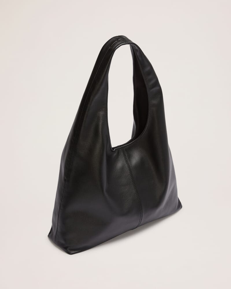 Hallie Leather Bag in BLACK