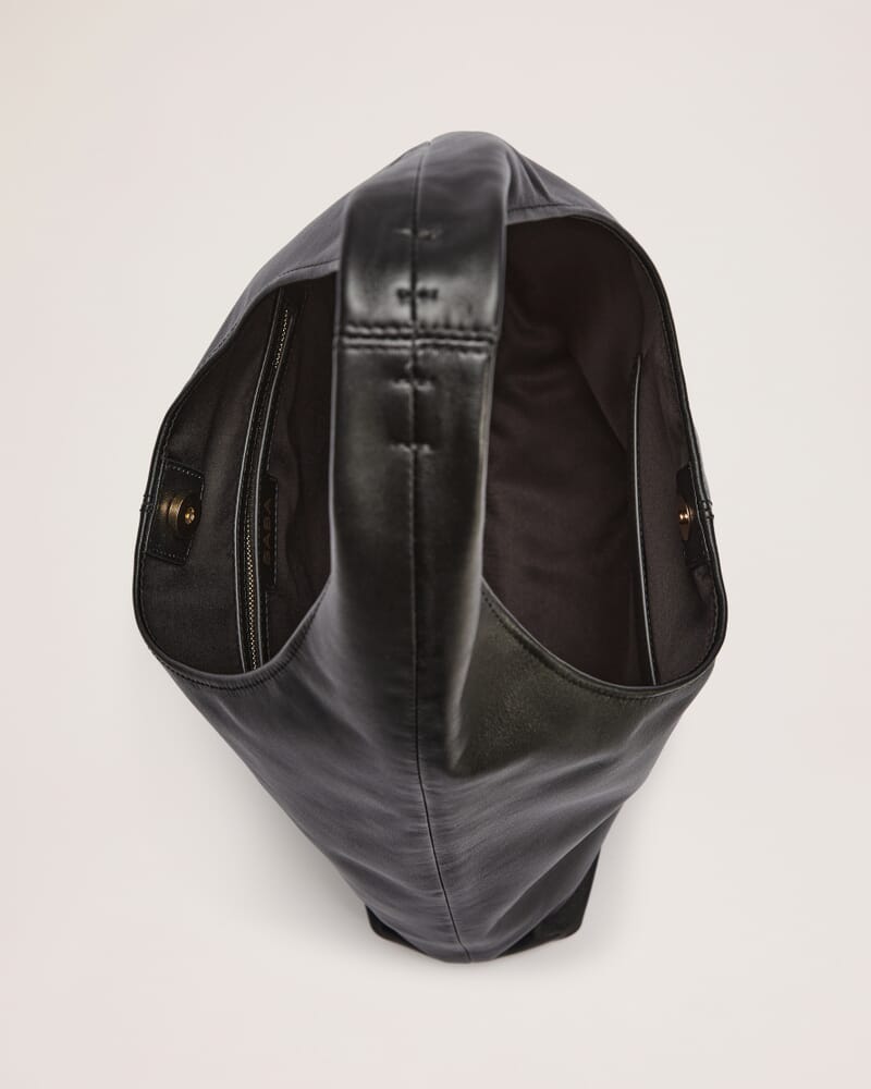 Hallie Leather Bag in BLACK