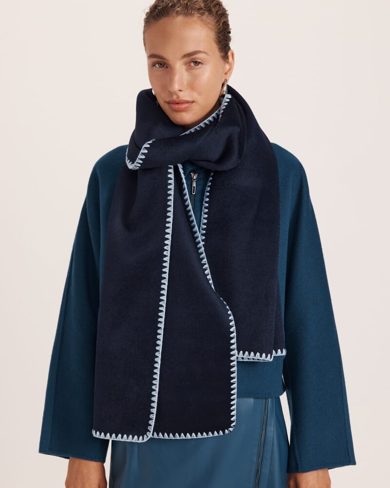 Kayla Contrast Stitch Scarf in MIDNIGHT