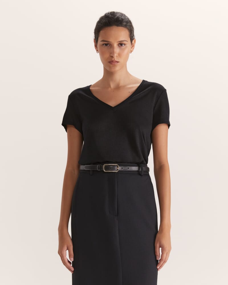 Antonia V Neck Tee in BLACK