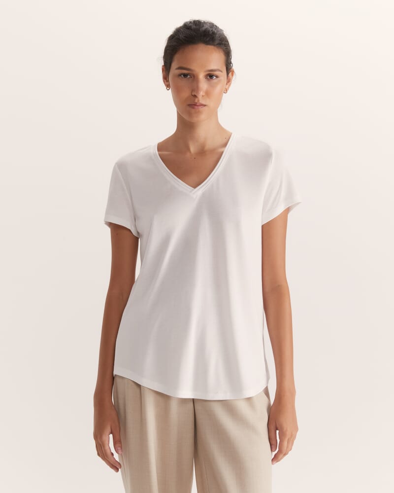 Antonia V Neck Tee in WHITE