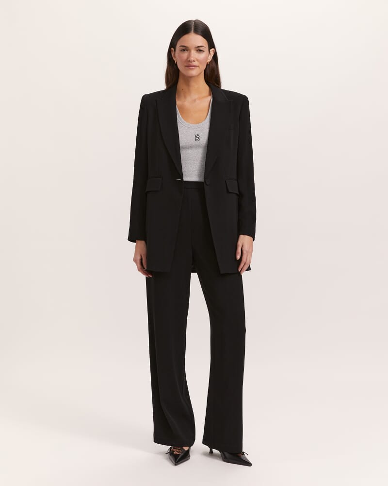 Isabella Longline Blazer in BLACK