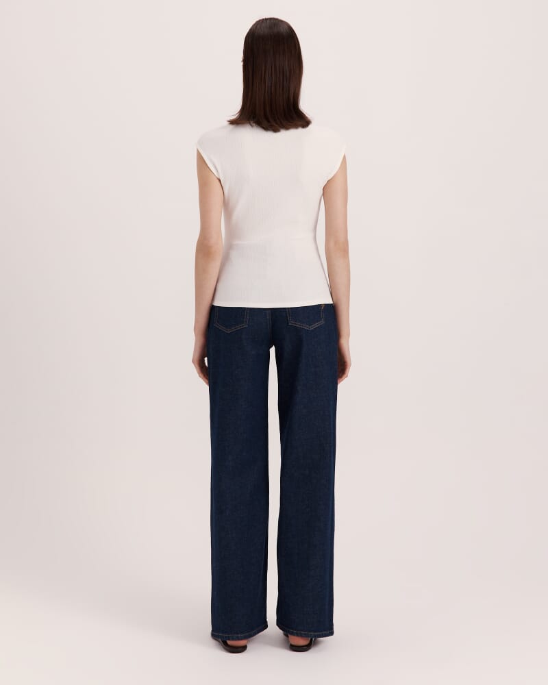 Xanthe Tuck Detail Top in WHITE