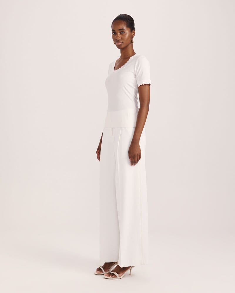 Emilie Scooped Neck Tee in WHITE/PINK