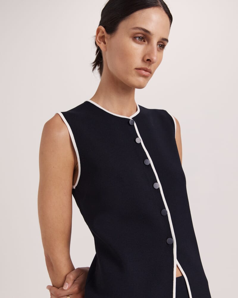 Mia Milano Knit Contrast Vest in BLACK