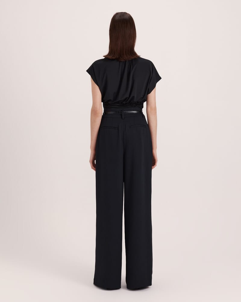 Dharma Pleat Front Pant in BLACK