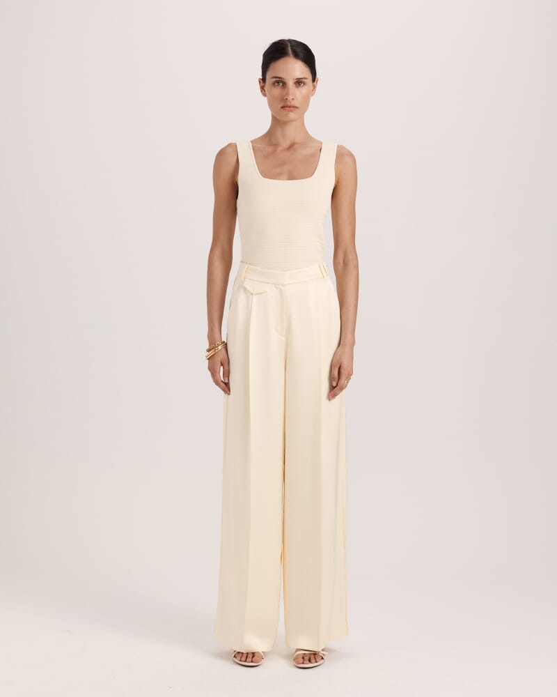 Nevine Pleat Front Pant in PALE LEMON