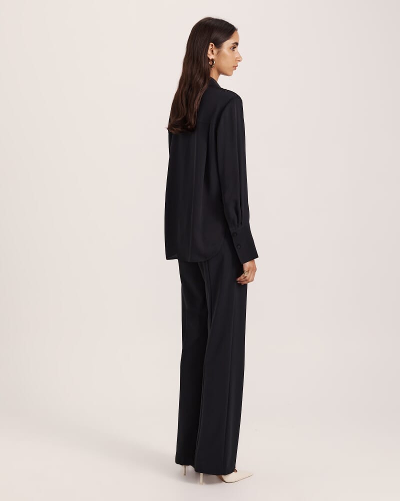 Sam Silk Classic Shirt in BLACK