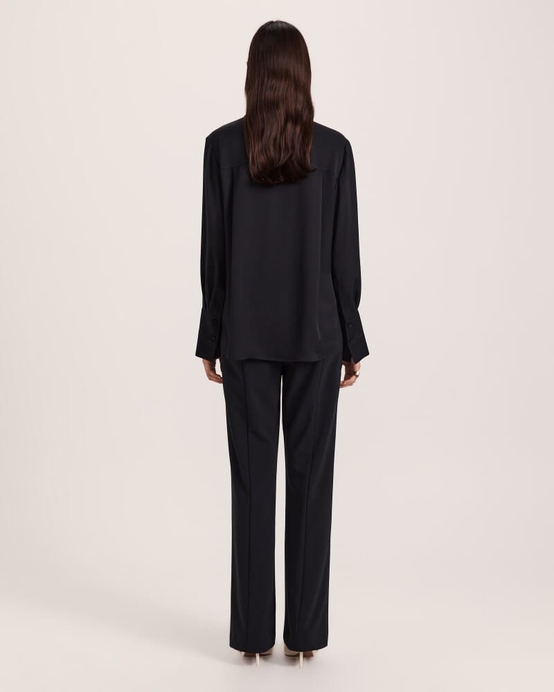 Sam Silk Classic Shirt in BLACK