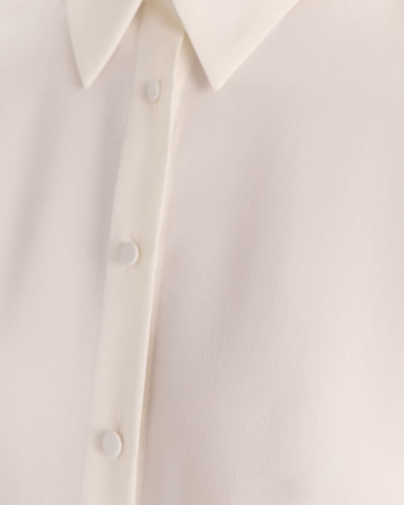 Sam Silk Classic Shirt in OFF WHITE