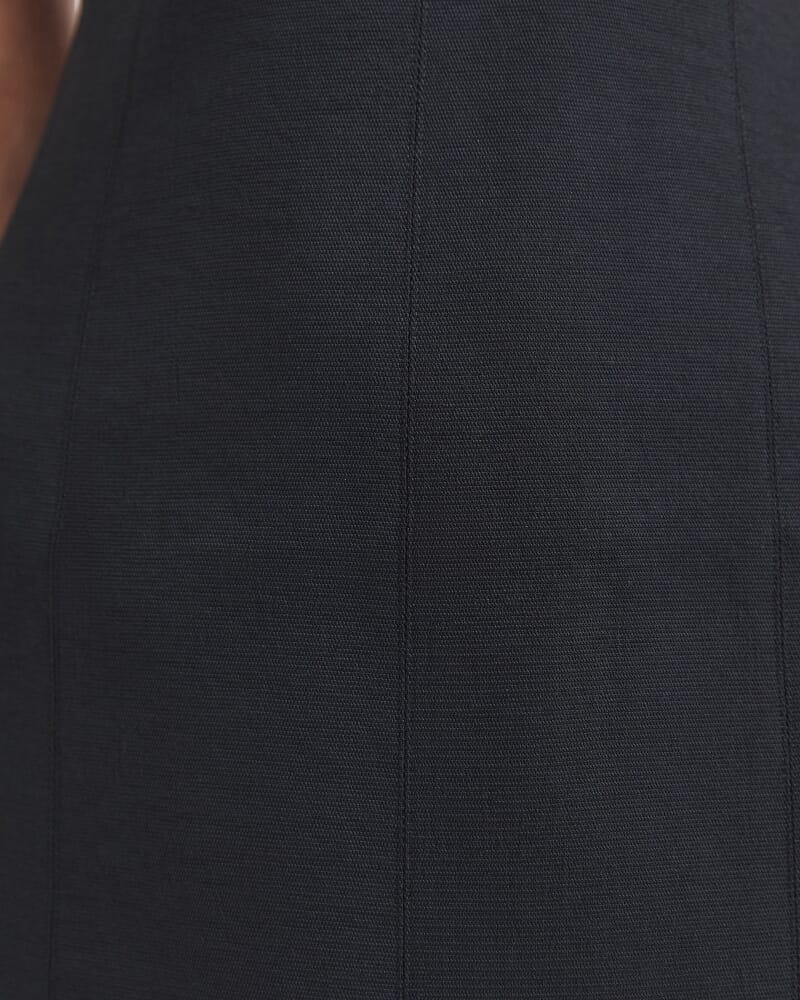 Dharma V Neck Midi Dress in BLACK