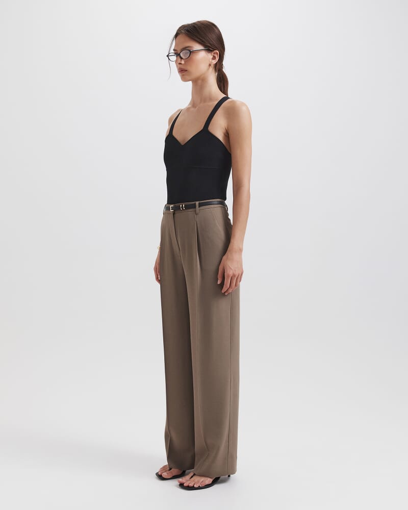 Dharma Stitch Pleat Pant in SABLE