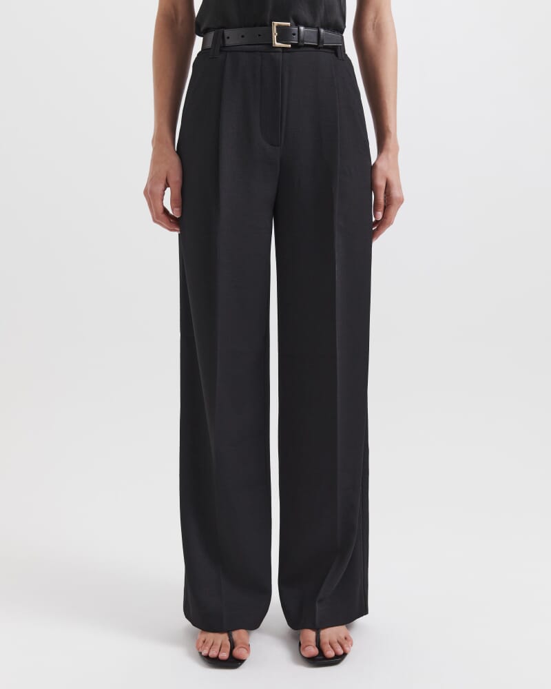 Dharma Pleat Front Pant in BLACK