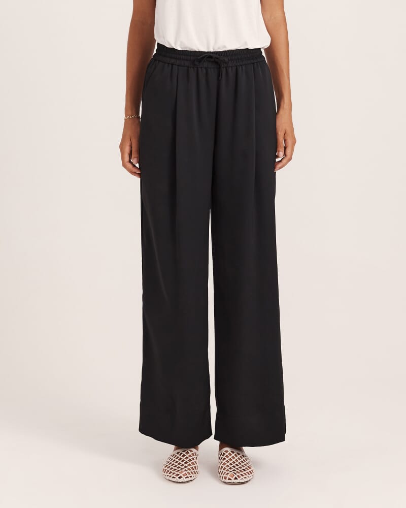 Tina Twill Pull On Pant in BLACK