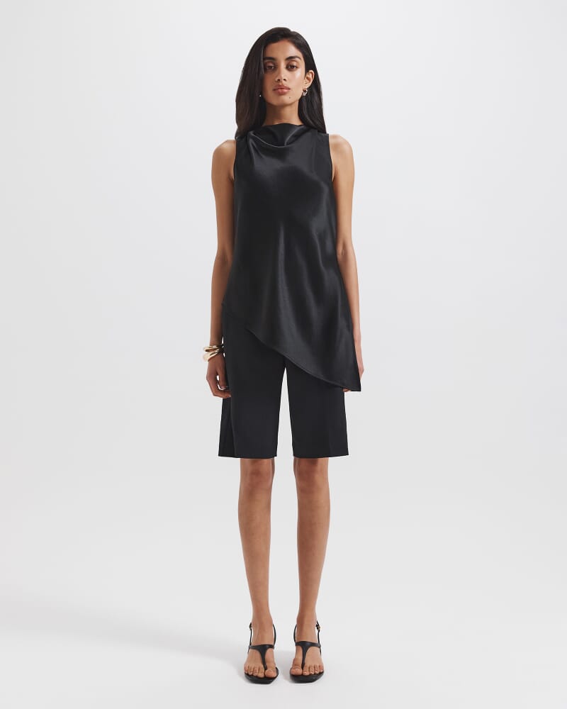 Sallee Asymmetric Tunic Top in BLACK