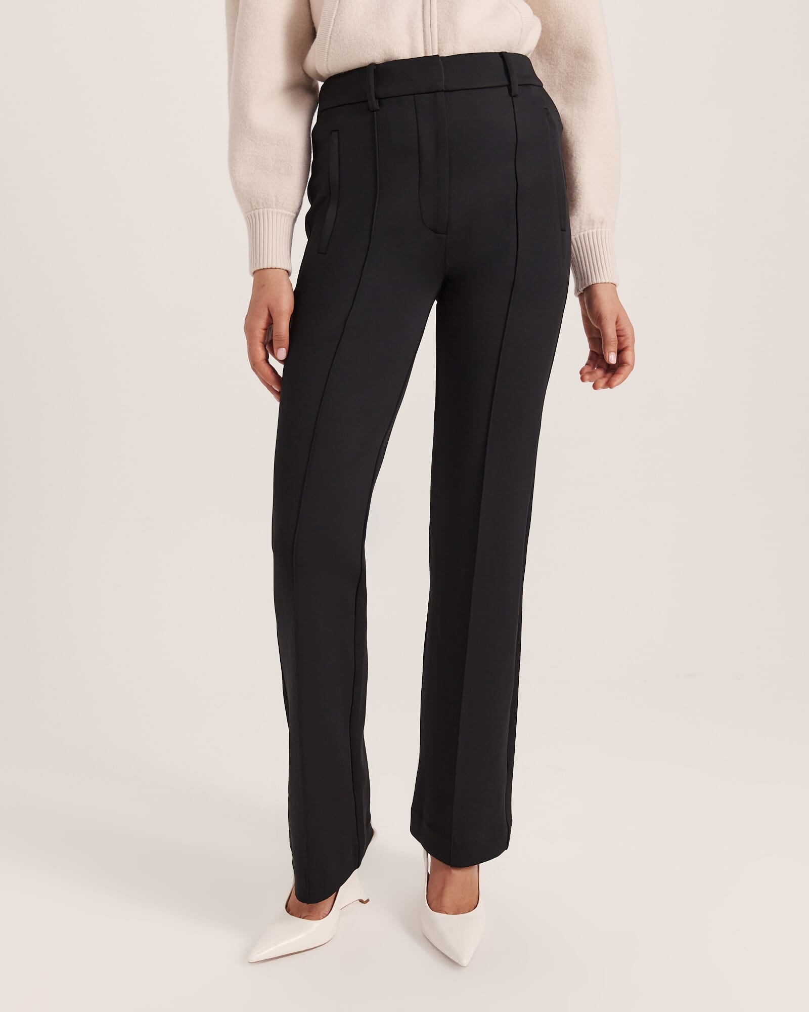 Elari Straight Leg Pant